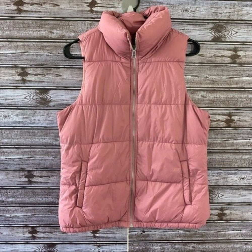 Old Navy Puffer Vest Size S